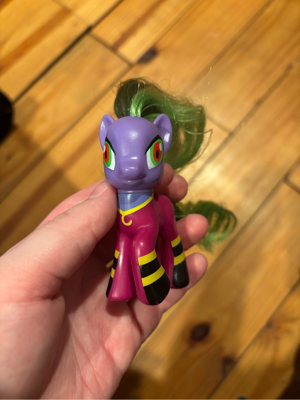 My Little Pony Mane-iac Pony and Hairdryer - Picture 2 of 6